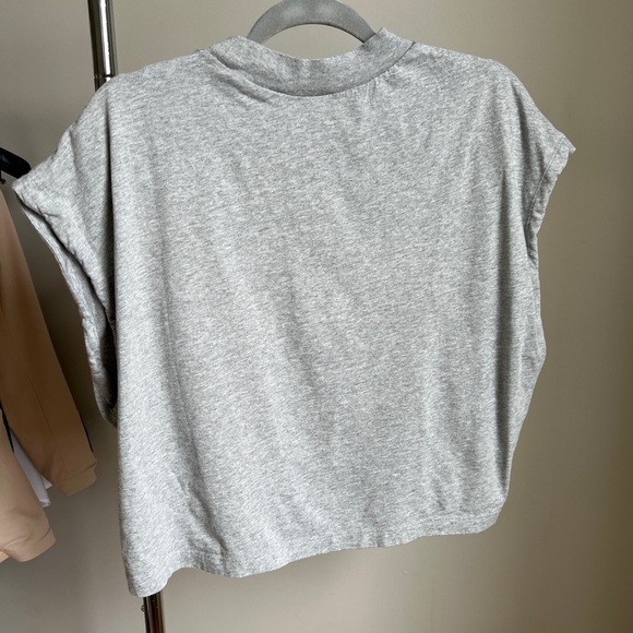 Nike Sport Gray Oversize Top in Size Small - Picture 3 of 9